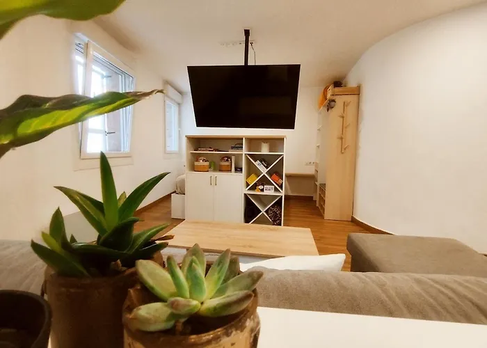 Estudio Riquino * Βίγκο